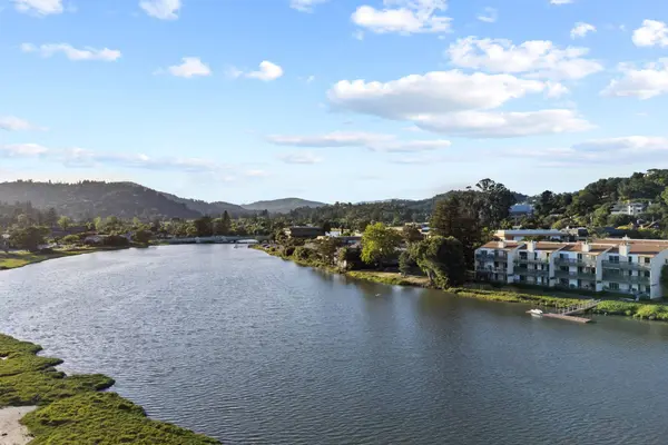 1131 S Eliseo Dr, Greenbrae, CA 94904-2021