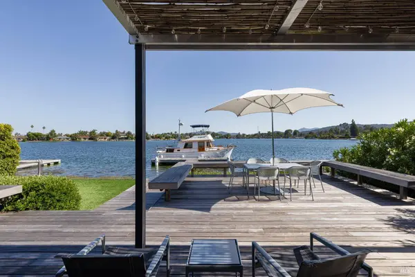 160 Montego Key, Novato, CA 94949