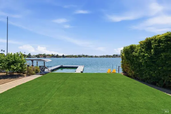 164 Montego Key, Novato, CA 94949