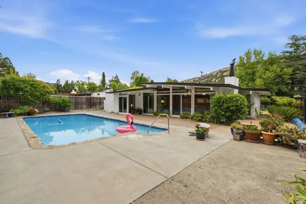 913 Appleberry Dr, San Rafael, CA 94903-1209