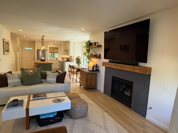 12 Bermuda Harbor Blvd, Novato, CA 94949-5330