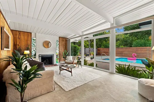 913 Appleberry DR, San Rafael, CA 94903