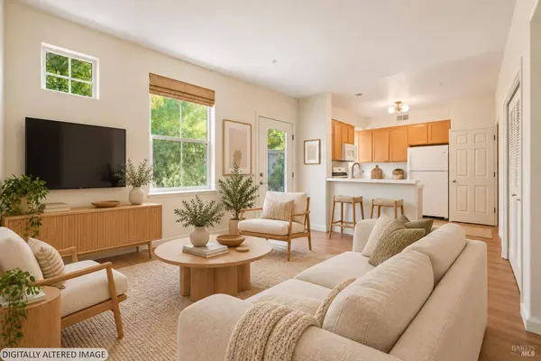 94 Arnold DR, Novato, CA 94949