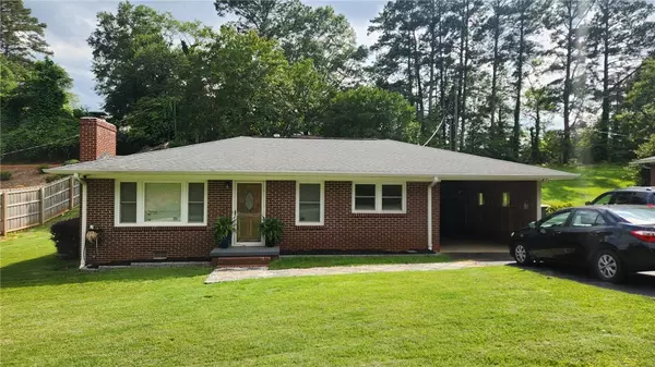 304 Mountain View DR, Seneca, SC 29672