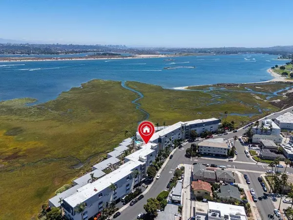 4015 Crown Point Drive, San Diego, CA 92109