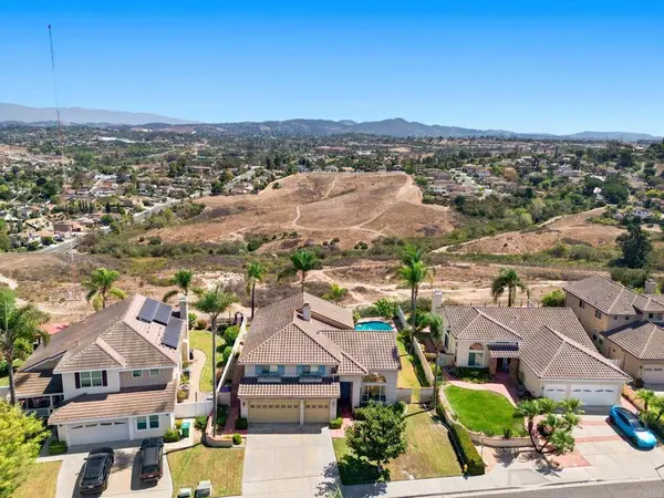 5205 Palmera Drive, Oceanside, CA 92056