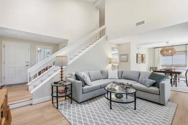 1702 Avenida Vista Labera, Oceanside, CA 92056