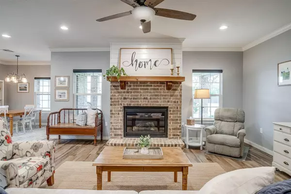 124 Sydney LN, Robinson, TX 76655