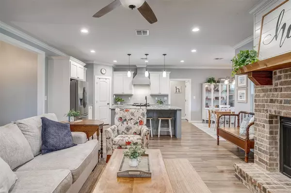 124 Sydney LN, Robinson, TX 76655