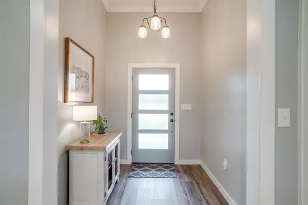 124 Sydney LN, Robinson, TX 76655