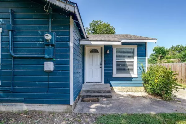 1212 Campbelton Street, Bellmead, TX 76705