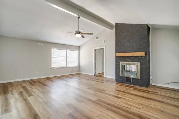 1212 Campbelton ST, Bellmead, TX 76705