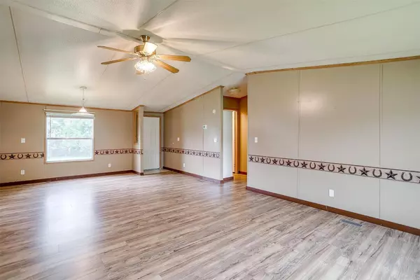 785 CR 3570, China Spring, TX 76633