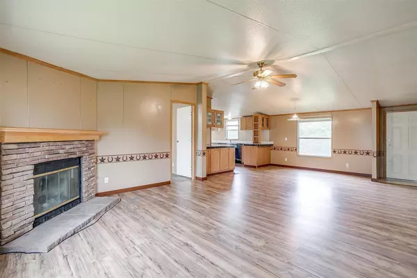 785 CR 3570, China Spring, TX 76633