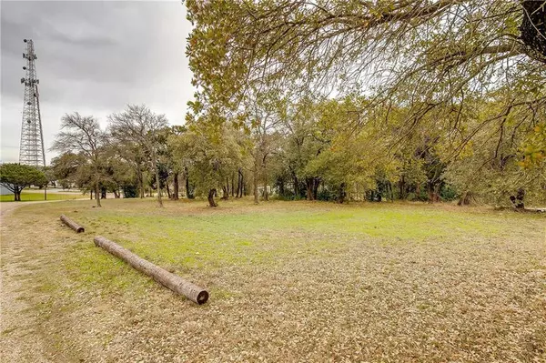 210 CR 1700, Clifton, TX 76634