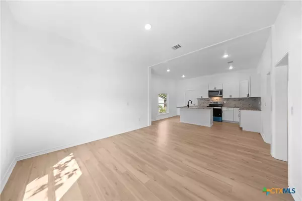 507 2nd ST, Moody, TX 76557