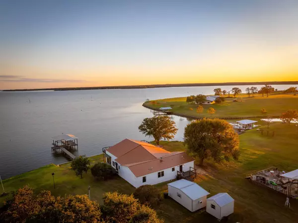 1761 Lcr 822, Groesbeck, TX 76642