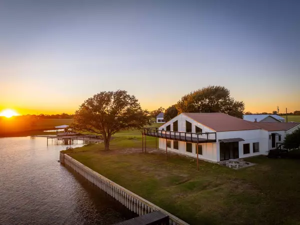 1761 Lcr 822, Groesbeck, TX 76642