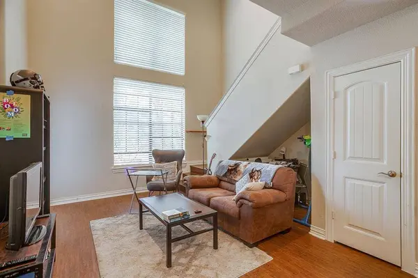 2410 S 2nd Street, Waco, TX 76706