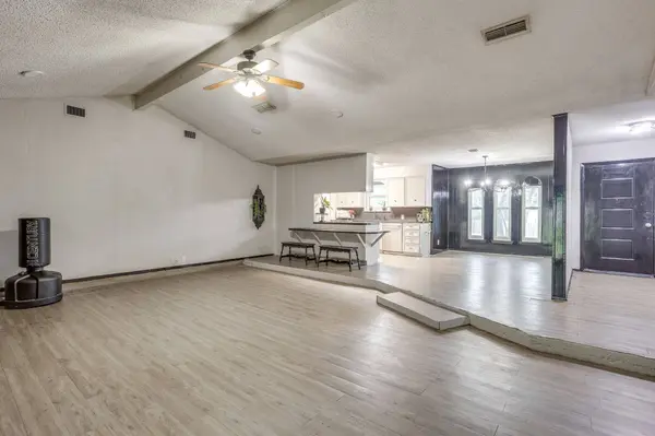 116 N Old Temple RD, Hewitt, TX 76643