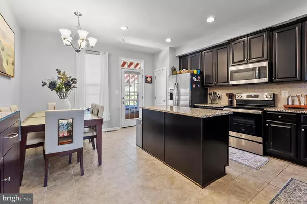 922 S MACON ST, Baltimore, MD 21224