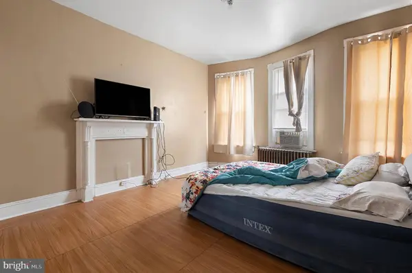 1922 OAK HILL AVE, Baltimore, MD 21218