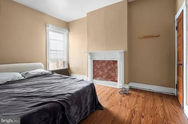 1922 OAK HILL AVE, Baltimore, MD 21218