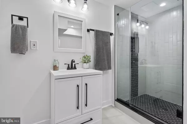 1703 CRYSTAL AVE, Baltimore, MD 21213