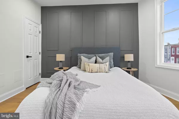 2114 W BALTIMORE ST, Baltimore, MD 21223