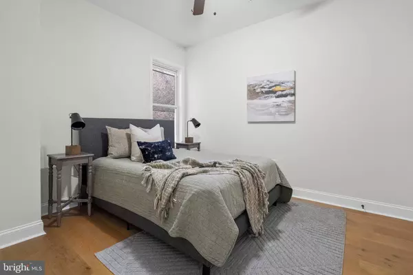 2114 W BALTIMORE ST, Baltimore, MD 21223