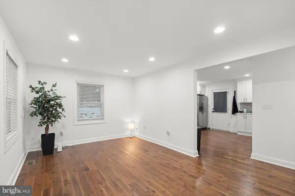 7922 BABIKOW RD, Rosedale, MD 21237