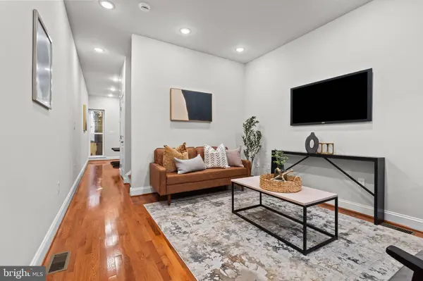 2103 MCCULLOH ST, Baltimore, MD 21217