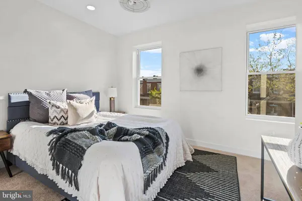 1222 N POTOMAC ST, Baltimore, MD 21213