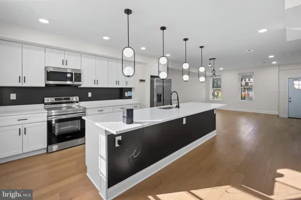4911 CORDELIA AVE