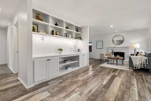 14901 Waverly LN, Irvine, CA 92604