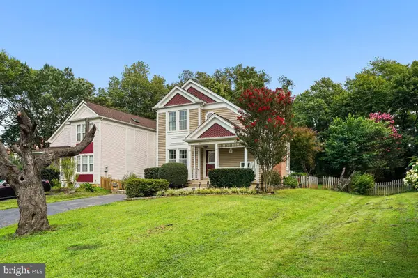 22 FENTON WOOD DR, Sterling, VA 20165