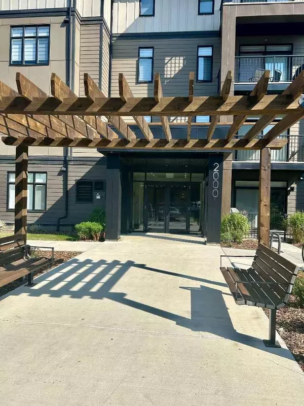 200 Seton CIR SE #2115, Calgary, AB T3M 3X1