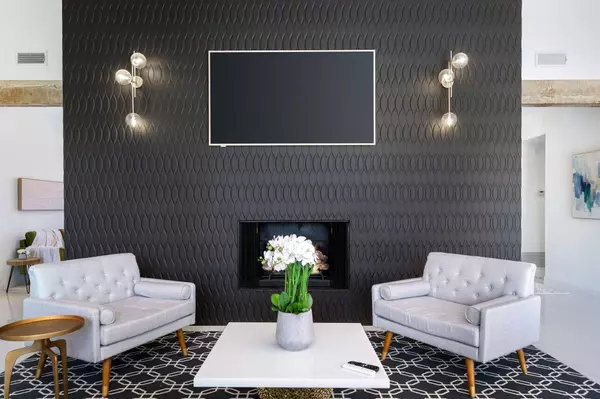 552 Desert W DR, Rancho Mirage, CA 92270