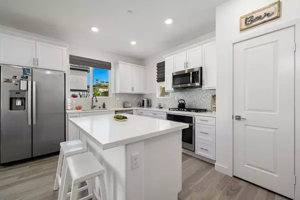 76333 Trojan DR, Palm Desert, CA 92211