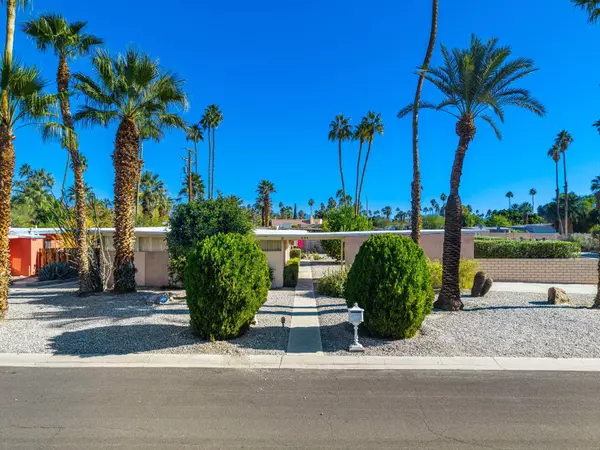 694 S Canon DR, Palm Springs, CA 92264