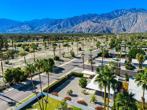 694 S Canon DR, Palm Springs, CA 92264