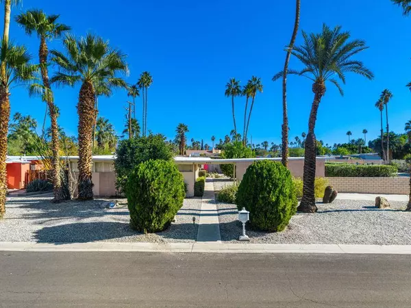 694 S Canon DR, Palm Springs, CA 92264
