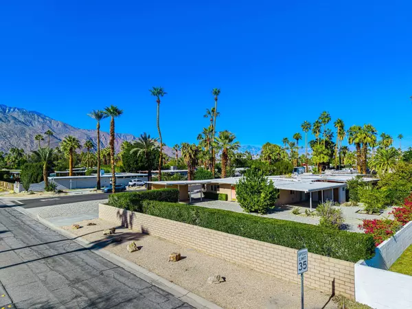 694 S Canon DR, Palm Springs, CA 92264