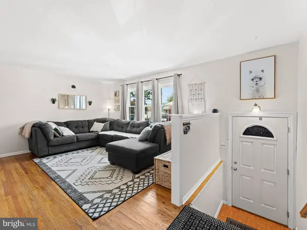 10839 RAYLAND RD, Philadelphia, PA 19154