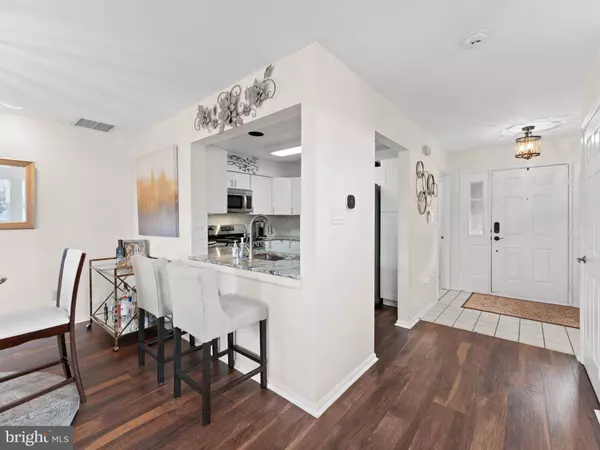 43 KETTLEBROOK DR, Mount Laurel, NJ 08054