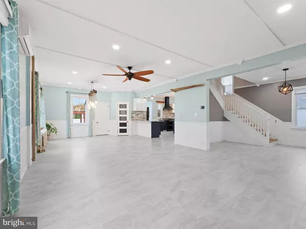 400 2ND ST, Swedesboro, NJ 08085