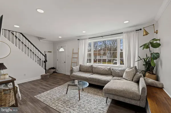 1011 ELMWOOD AVE, Blackwood, NJ 08012