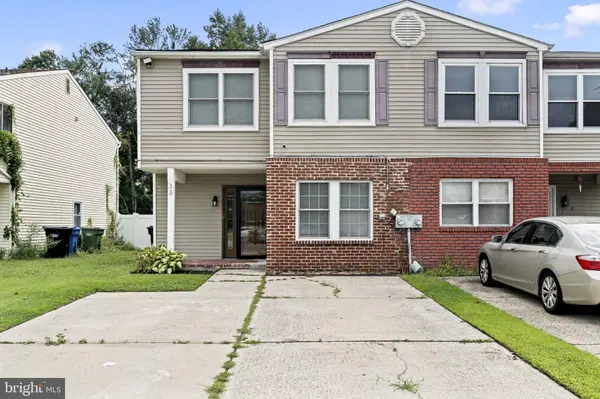 33 PHOENIX CT