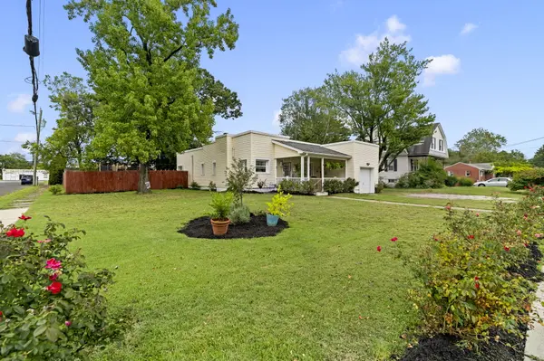 121 Ohio Ave, Clementon, NJ 08021-4117