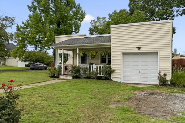 121 Ohio Ave, Clementon, NJ 08021-4117